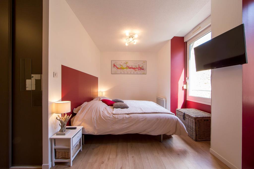 Le Pavean Beaune  Zimmer foto